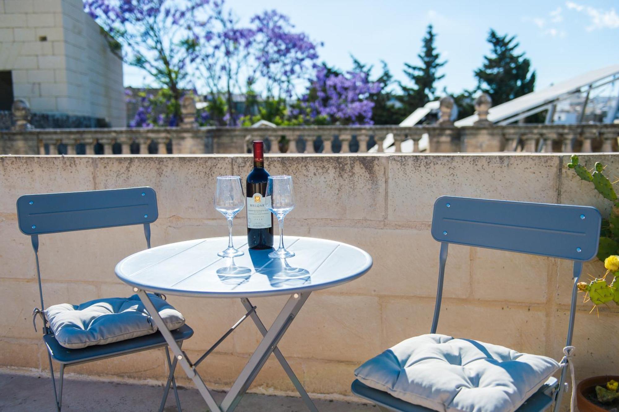 San Anton Suites Attard Ngoại thất bức ảnh