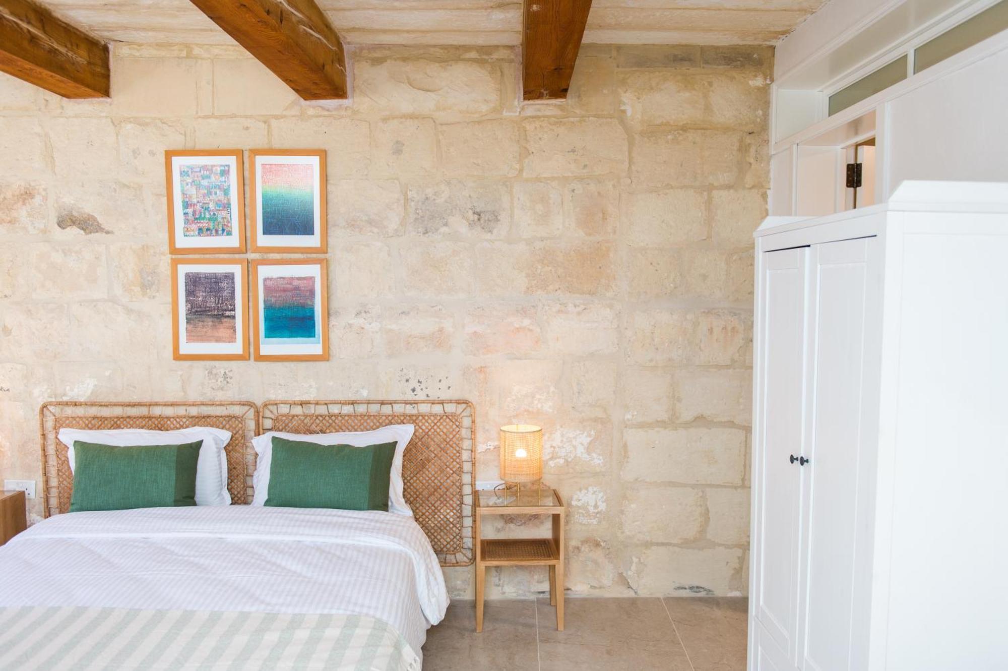 San Anton Suites Attard Ngoại thất bức ảnh