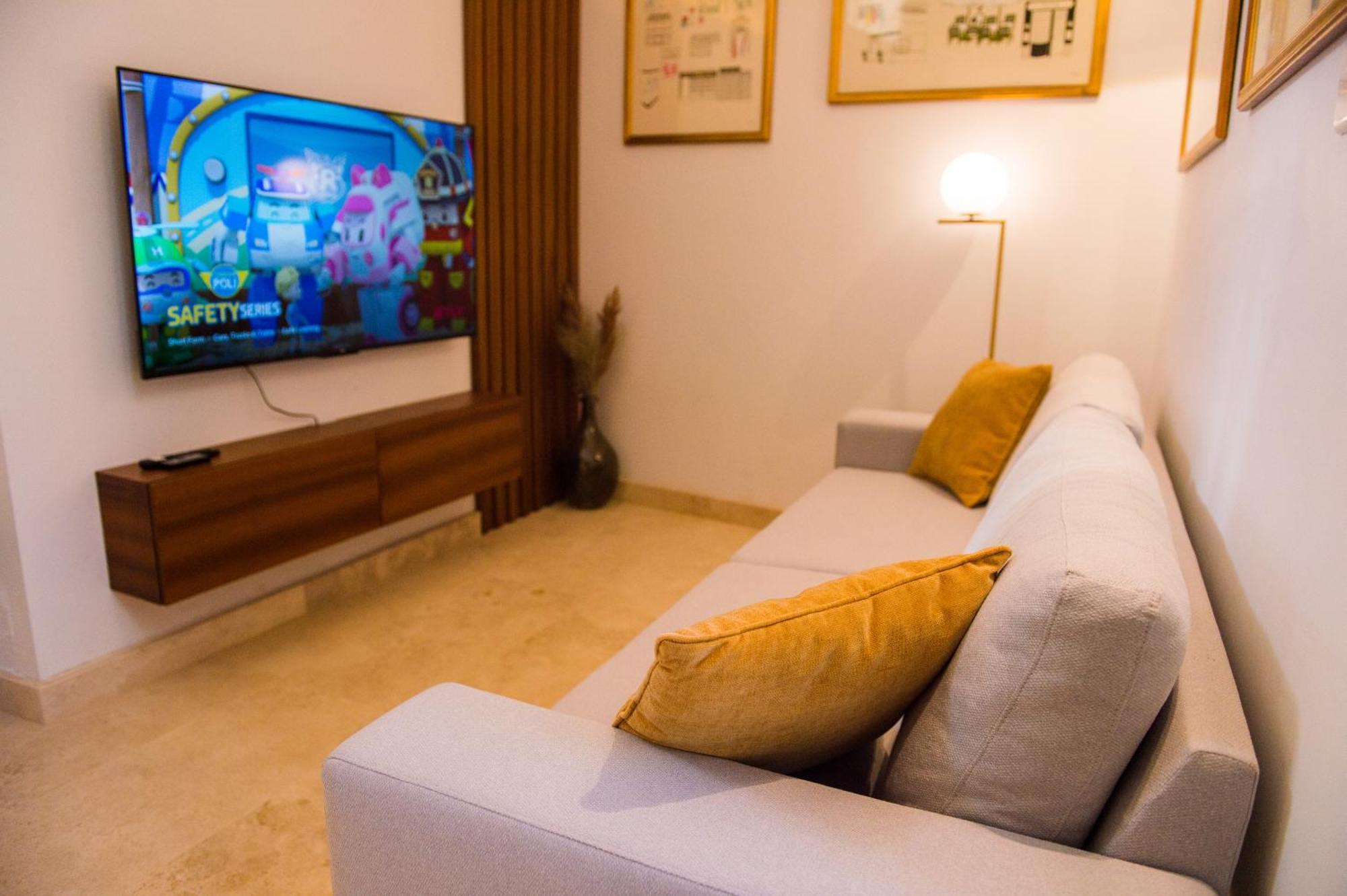 San Anton Suites Attard Ngoại thất bức ảnh