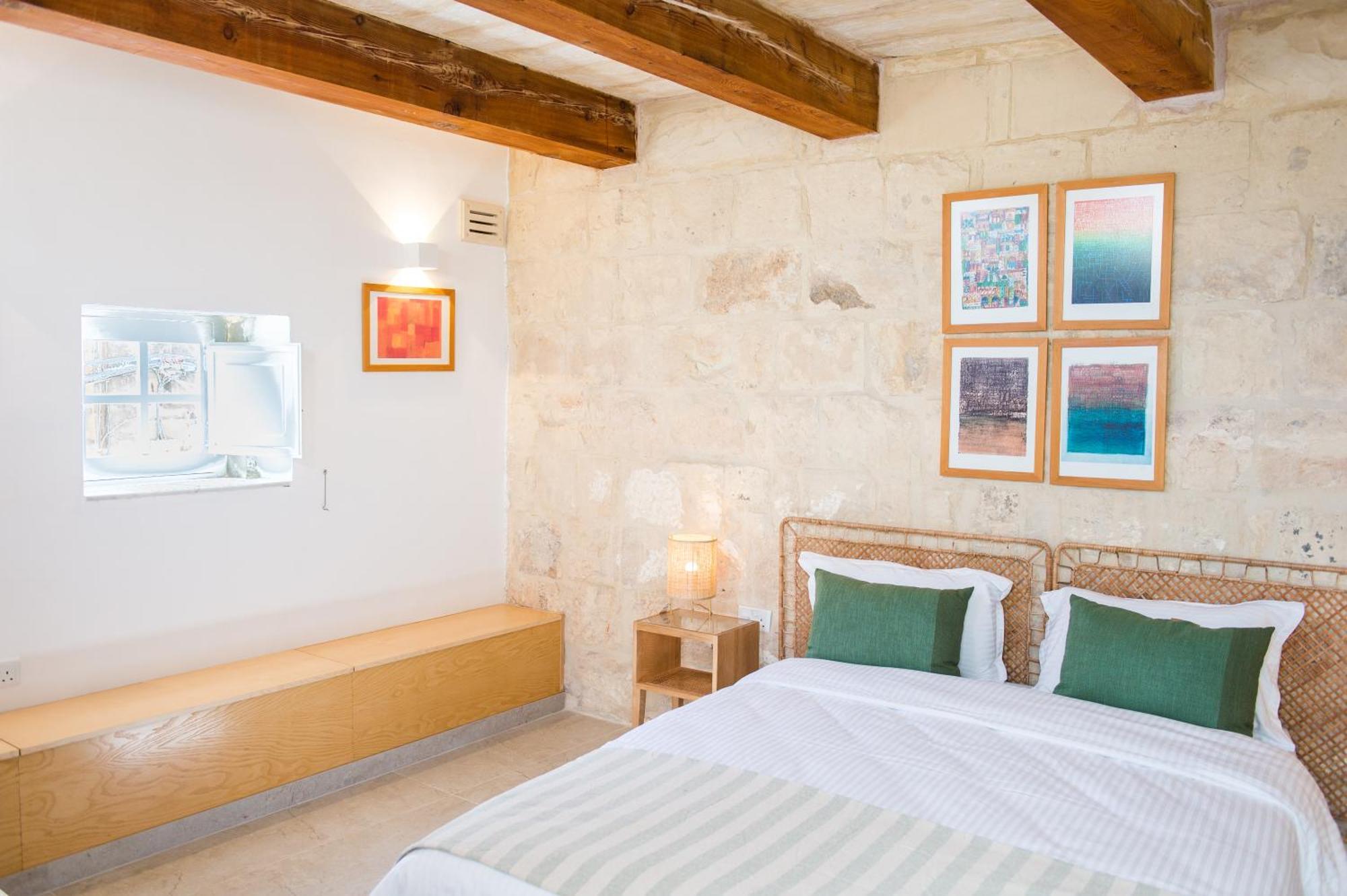 San Anton Suites Attard Ngoại thất bức ảnh