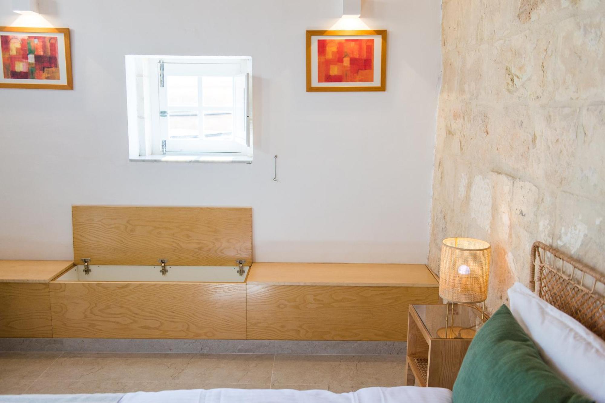 San Anton Suites Attard Ngoại thất bức ảnh